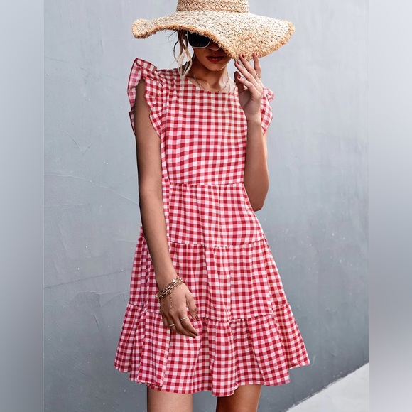 Petal & Pup Dresses & Skirts - Petal & Pup Dress Gingham Plaid Ruffled Shoulder Tiered Dress Size 6